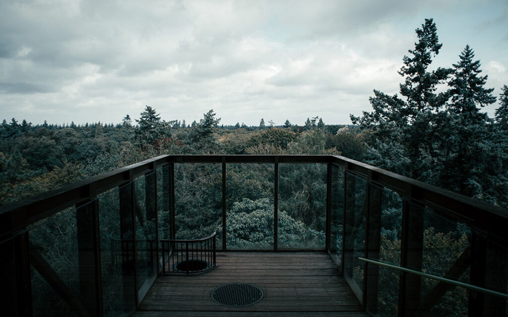 Wysokość balustrad balkonowych